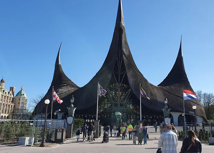 Het Melkmeisje קאטשאופל